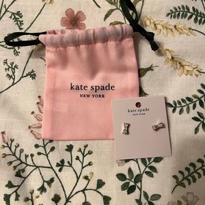 women’s earrings